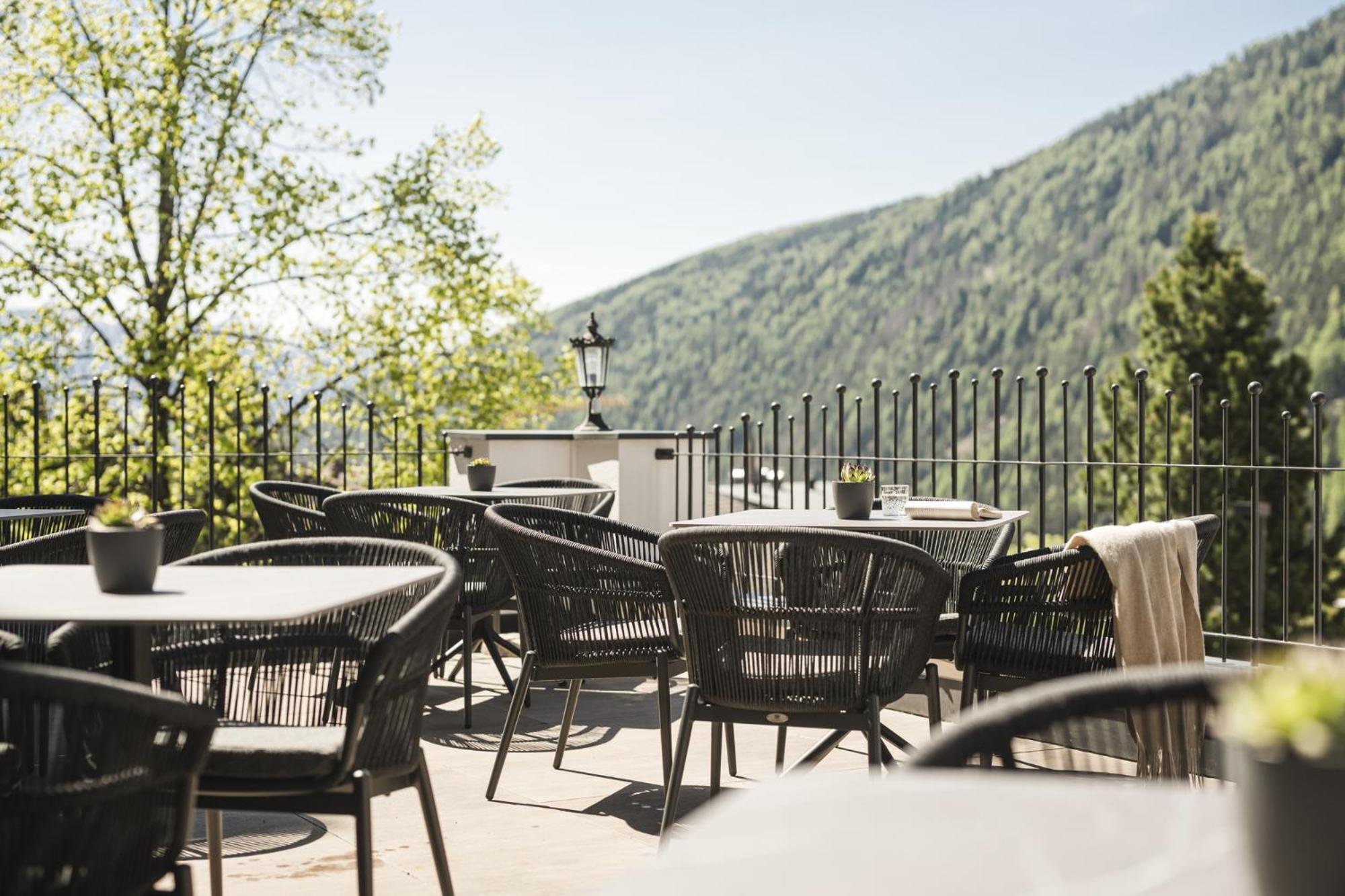 Falkensteiner Hotel & Spa Falkensteinerhof Вальес Экстерьер фото